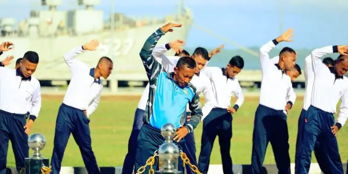 Seluruh prajurit Koarmada III menggelar olah raga bersama di Dermaga Koarmada III, Katapop, Sorong, Papua Barat Daya pada Selasa pagi ini (4/3/2025). Berpuasa di bulan suci Ramadhan tidak menghalangi semangat prajurit olah raga guna menjaga kebugaran jasmani. Foto: Dispenkoarmada3-01
