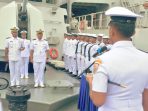 Komandan Satuan Amfibi Koarmada III, Kolonel Laut (P) Yohanes Upang memimpin serahterima jabatan di lingkungan Satuan Kapal Cepat pada Senin, (30/6/2025). Jabatan Komandan KRI Panah-626 secara resmi diserahterimakan dari Letkol Laut (P) Arief Wangsa Hamid kepada Mayor Laut (P) Yudha Himawan. Foto: Dispen Koarmada III-01