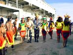 Satuan Tugas (Satgas) Trisila-25 TNI Angkatan Laut sandar di Pelabuhan Umum Samabusa, Nabire pada Senin pagi, (7/7/2025). Foto: Dispen Koarmada III