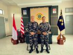 Komandan Gugus Keamanan Laut (Danguskamla) Koarmada III, Laksamana Pertama TNI Tomi Erizal, S.E., M.M., yang sedang onboard di KRI Kapak-625 dalam operasi PAM ALKI III, melaksanakan kunjungan kehormatan (Courtesy Call) kepada Komandan Komando Daerah Angkatan Laut (Dankodaeral) IX, Laksamana Muda TNI Hanarko Djodi Pamungkas, S.H., di Markas Komando Kodaeral IX, Ambon, Maluku pada Jumat, (19/9/2025). Foto: Dispen Koarmada III